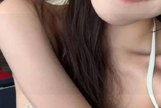 在“https://51cg.fun”看瓜，发现了一条神秘的线路，竟然能通往情感八卦的深渊？！