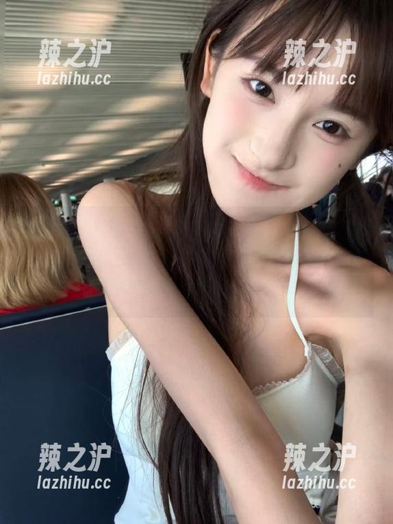 51cg.fun 在“https冫丿丿51cg.fun”看瓜,发现了一条神秘的线路,竟然能通往情感八卦的深渊?!