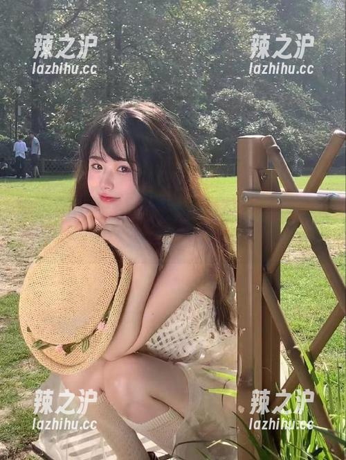 51吃瓜 快来一起观看51吃瓜今天的精彩内容,这些瓜太香了根本停不下来!