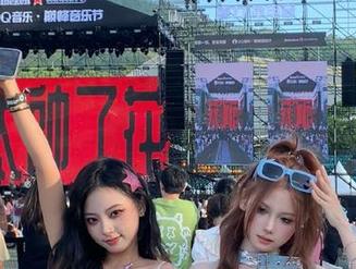 718.sx娱乐苹果版，瓜到手软，手不沾水的快乐，果然今年过年不回家！