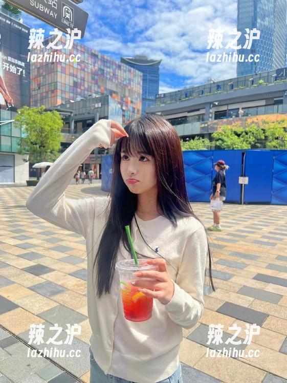 718吃瓜网 娱乐718吃瓜网的传送门:这里的瓜,有点入迷!