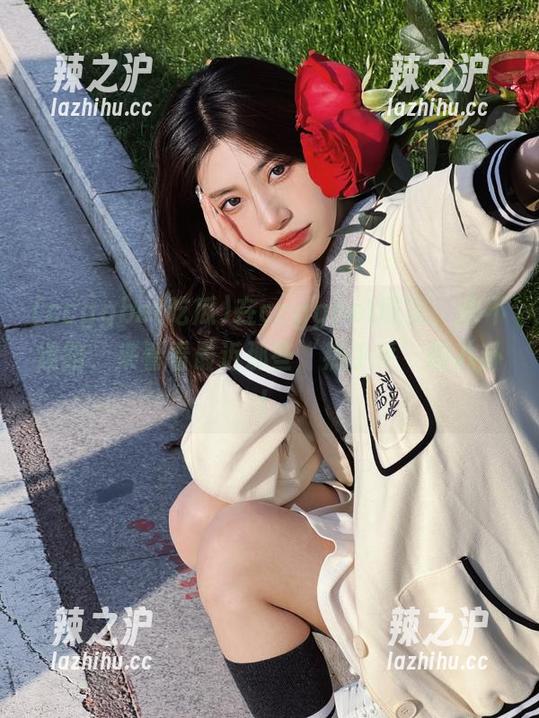 在ccggbet吃瓜，永不迷路，来看看最近那些‘热乎乎’的八卦！