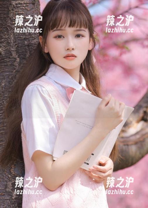 让我在hlwbet网页上先热热身，你的瓜准备好了吗？！