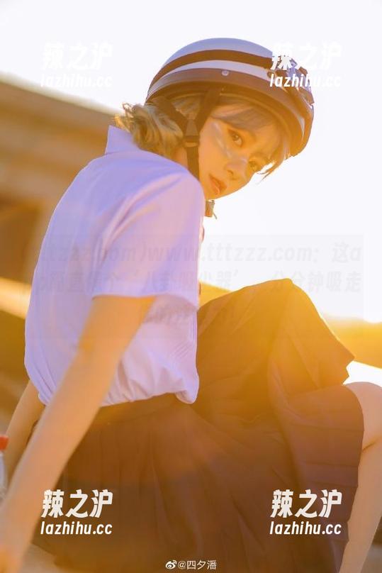 tttzzz.com www.tttzzz.com:这app简直像个‘八卦吸尘器’,分分钟吸走你的注意力!