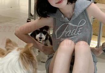 www.tttzzz.com官网：小心，瓜有毒！但咱们还是乐此不疲