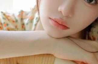 在线“www.51cg666”：有人看瓜，就有人喂瓜，亲情的瓜甜到心里去了吧？