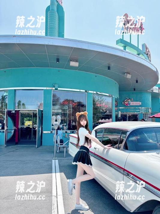 www.吃瓜 “www.吃瓜”分享那些你绝对想不到的八卦,真是让人瞠目结舌。