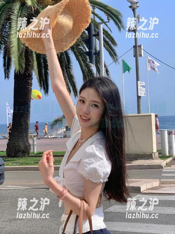 朋友们，来分享一下，zztt黑料缺货了么？让我心慌！