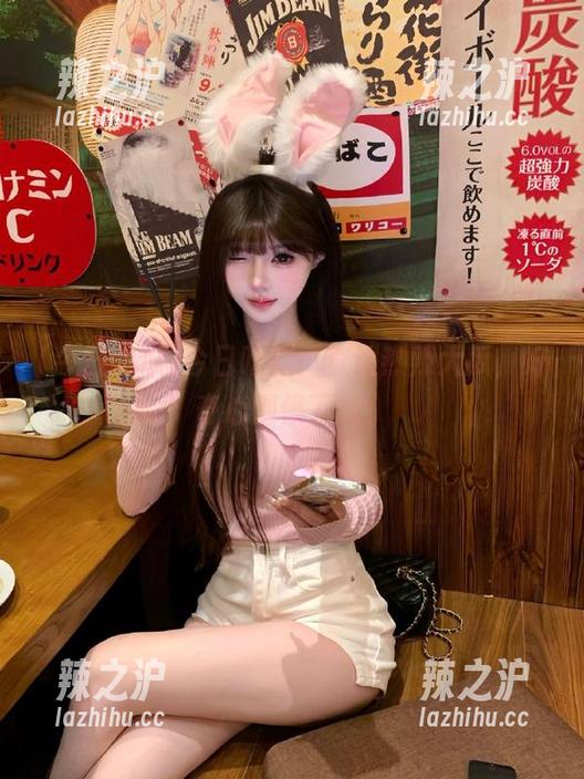 今日吃瓜 今日吃瓜:直达热辣大瓜,好奇心别停下哦!