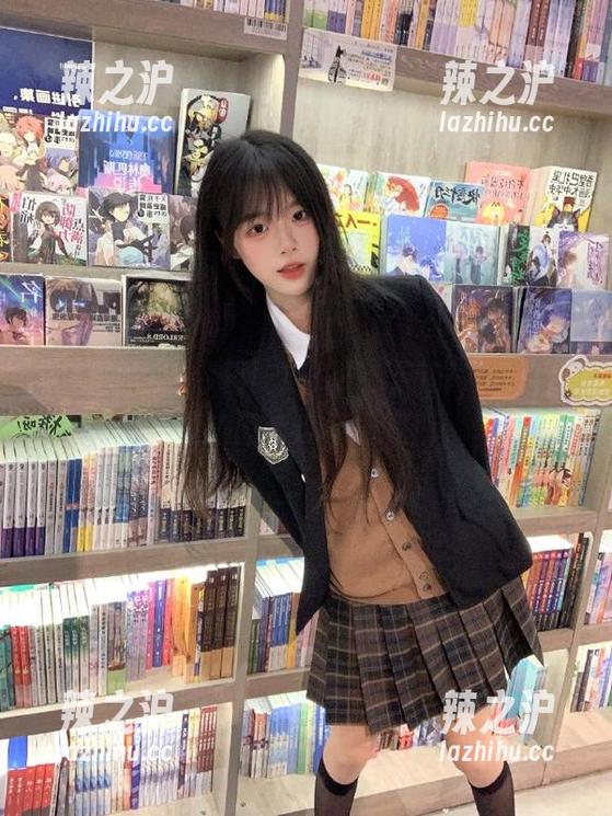 今日吃瓜 今日吃瓜:天天新鲜,永久保证热门大瓜不重复!