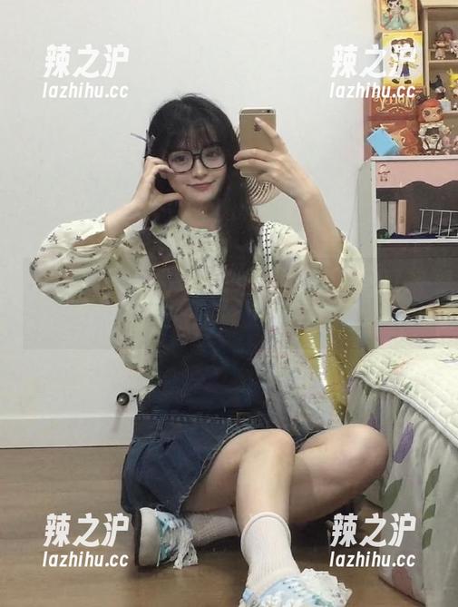 黑料视频免费流出，吃瓜91快来围观，看谁又被秀翻！