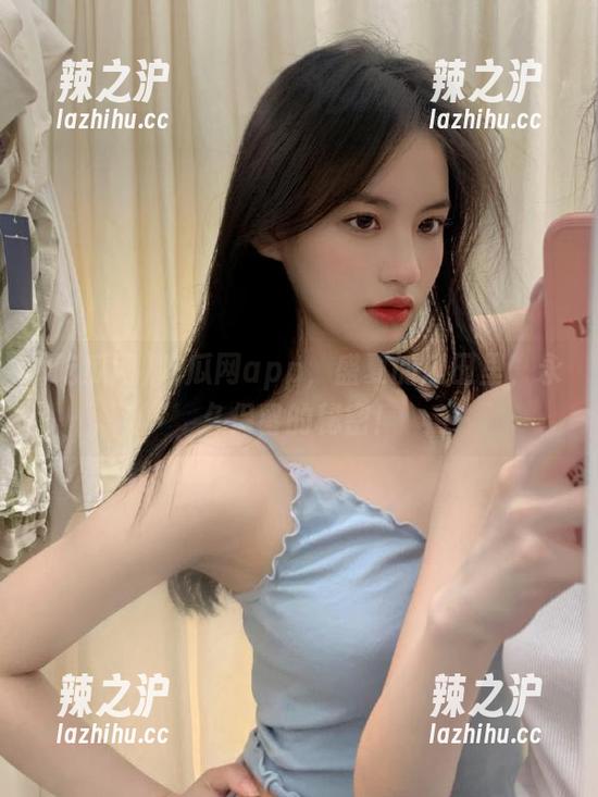 吃瓜网 吃瓜网app,盛夏的瓜田里,永久保留的秘密!