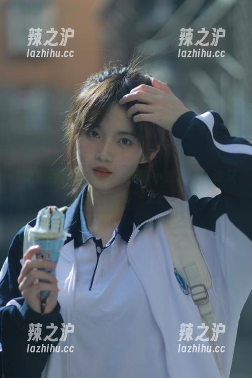 吃瓜网直达最新小道消息，谁又被“上传”了？