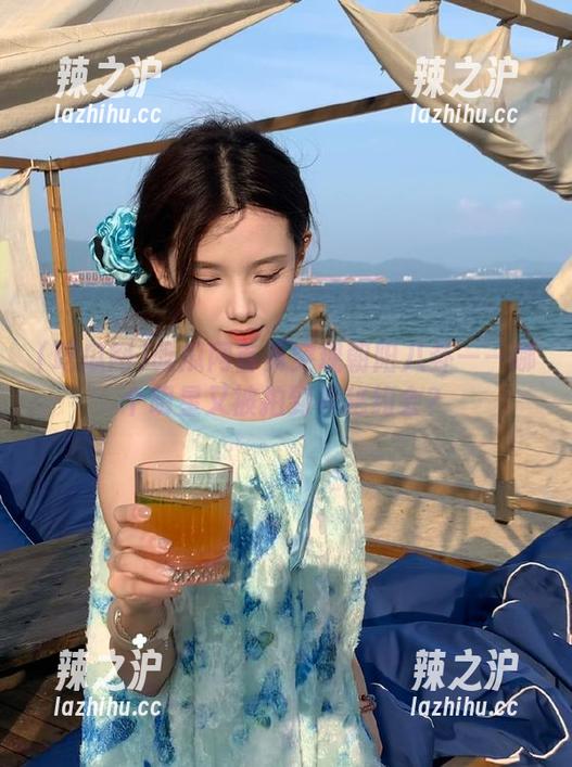 吃瓜网首页突现朝阳八卦——哪个明星又被拍到神秘约会？