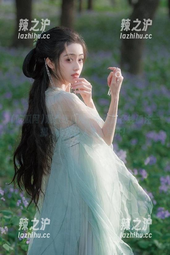 观看吃瓜网：今天又在线孤注一掷，真是让人直冒冷汗！