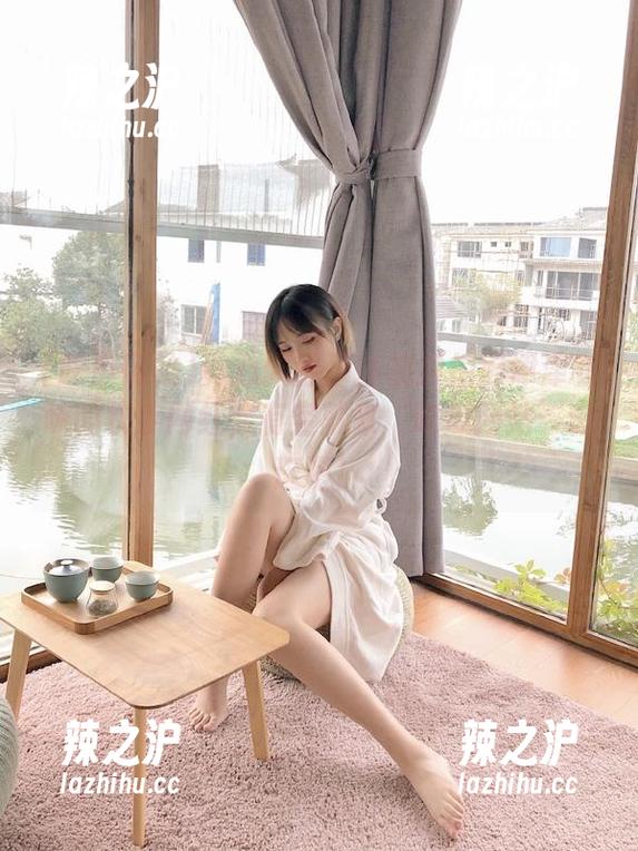 真心佩服那些视频拍得津津有味的快手网红，有空就来‘吃瓜网站’逛逛吧！