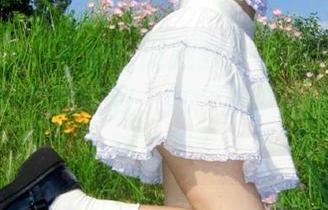 吾爱吃瓜视频：在在线观看的过程中突然意识到，这个剧情太像我的生活了吧？