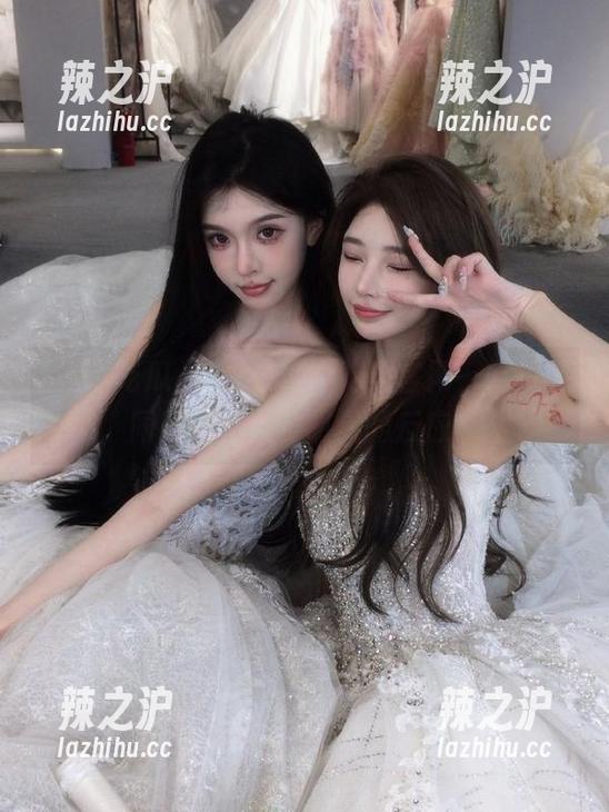 网曝吃瓜 直接去网曝吃瓜官网,吃瓜的同时看看各位明星的反应。
