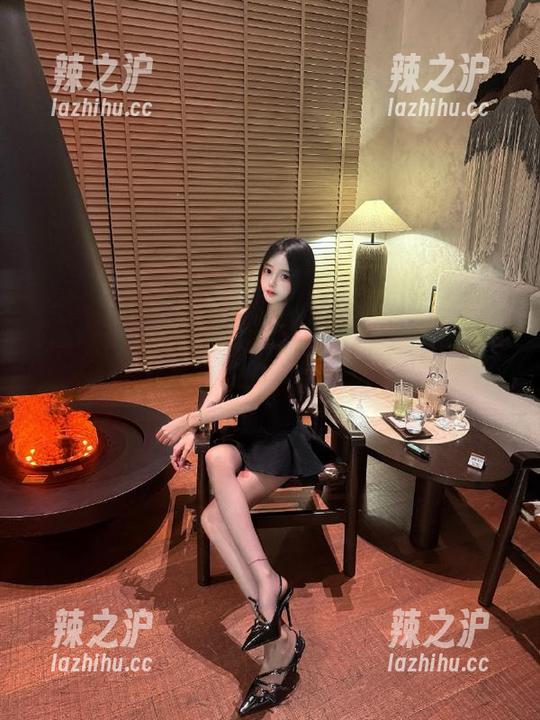 黑哥扒料揭秘！让你深陷这条八卦“线路”无法自拔