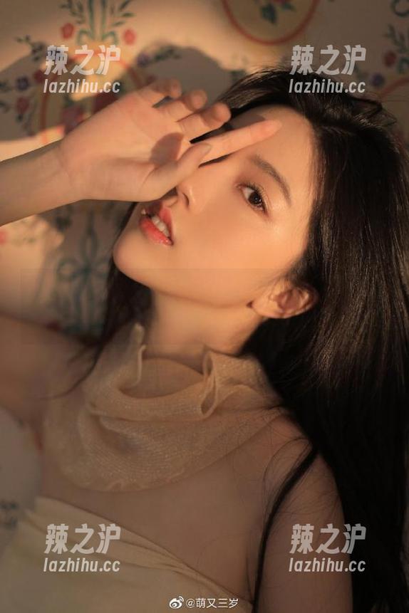 zztt40.su黑料不打烊网址直达：吃瓜路上的宵夜摊！