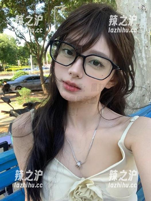 最新调查：黑料不打烊app安全吗？这问题比我每天的晚餐还让人纠结！
