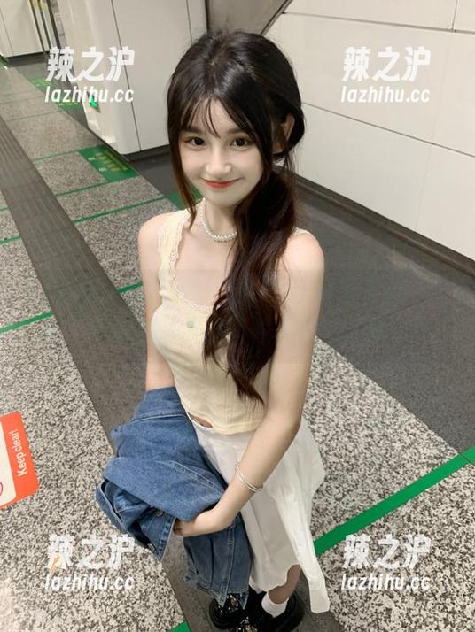 黑料吃瓜网51早晨更新，朝阳下的瓜都让人忍不住想要“分享”！