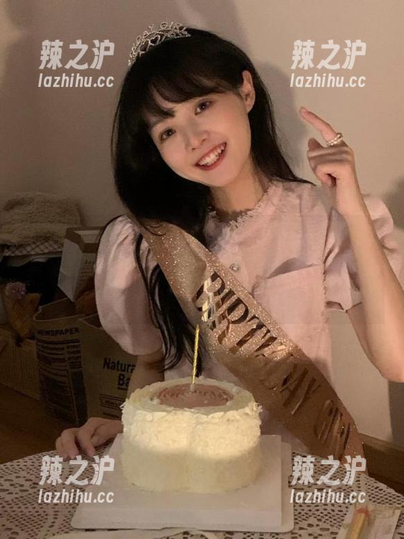 5.1黑料网更新：这段视频里的真相波澜壮阔，没想到明星的保姆居然会变魔术！