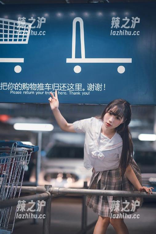 从此我有了“黑料网址”app，卧底看瓜不再怕！